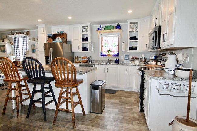108 Richard Dr, Home with 4 bedrooms, 2 bathrooms and null parking in Pataskala OH | Image 6