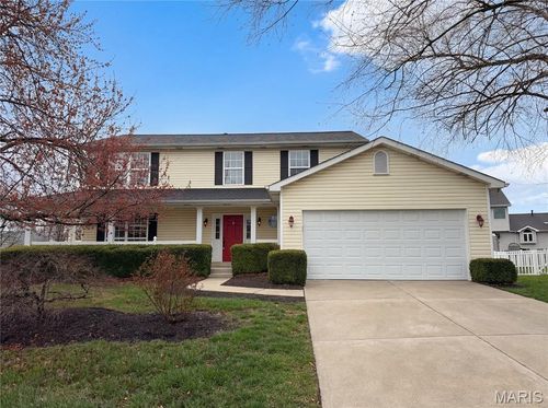 7 Shetland Pony Ct, Saint Peters, MO, 63376-3777 | Card Image
