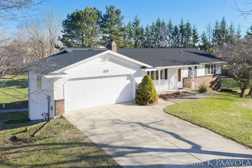 260 Vine Street Se, Caledonia, MI, 49316 | Card Image