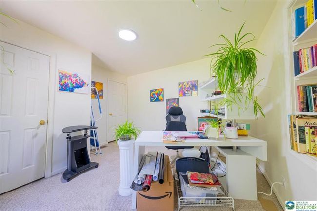 7112 Howell Ter, House other with 4 bedrooms, 2 bathrooms and null parking in Stroudsburg PA | Image 13