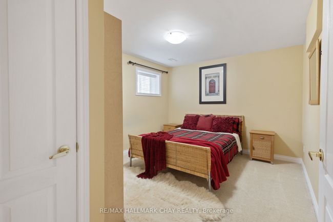 36 Meadowood Dr, House other with 4 bedrooms, 3 bathrooms and 4 parking in Wasaga Beach ON | Image 22