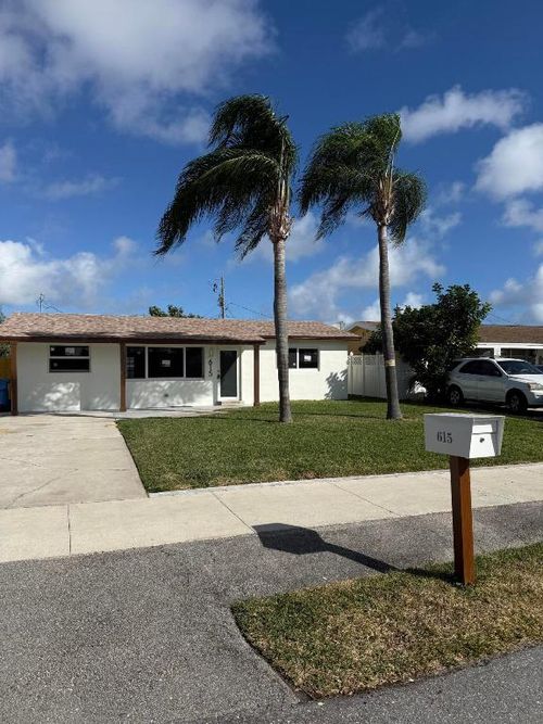 615 Garnett St, Lantana, FL, 33462-4445 | Card Image