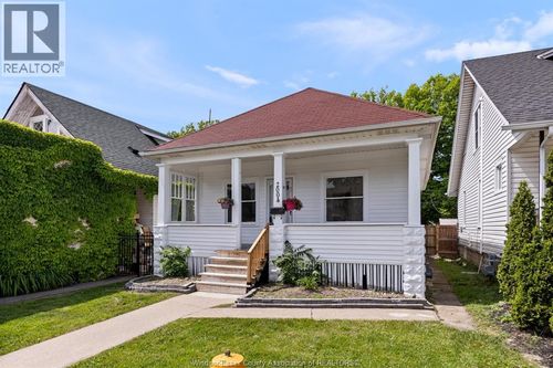 2004 Ottawa St, Windsor, ON, N8Y1R7 | Card Image