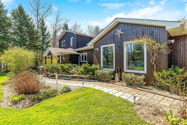 6024 Fourth Line, House other with 5 bedrooms, 3 bathrooms and 10 parking in Orton ON | Image 5
