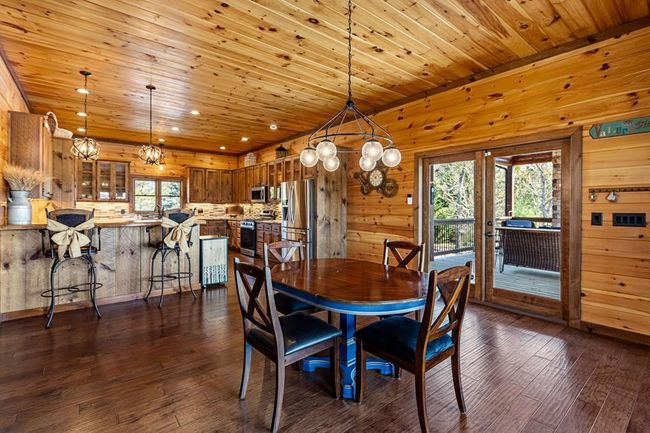 9 Kensington Dr, Home with 3 bedrooms, 3 bathrooms and null parking in Mineral Bluff GA | Image 16