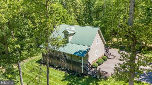 197 Oakleigh Ln, Bumpass, VA, 23024-4726 | Card Image
