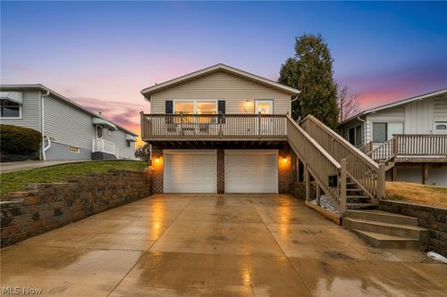 545 Fulmer Ave, Akron, OH, 44312-2035 | Card Image