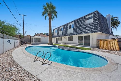 2975 Boise St, Las Vegas, NV, 89121-1114 | Card Image