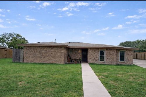 4617 Weiskopf Circle, Corpus Christi, TX, 78413 | Card Image