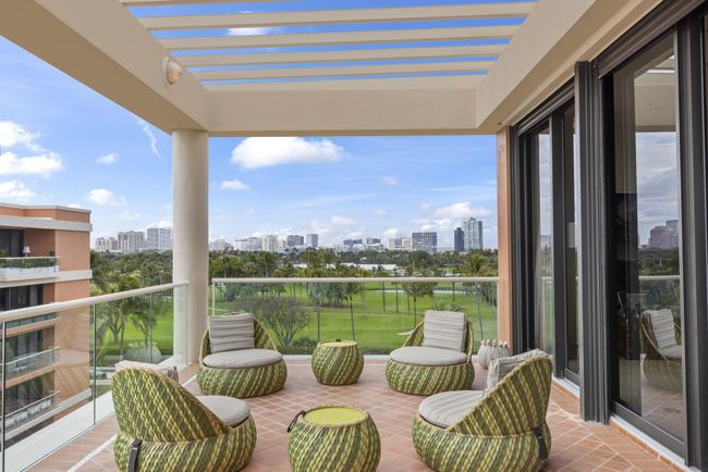 N - 2 N Breakers Row, Condo with 3 bedrooms, 5 bathrooms and null parking in Palm Beach FL | Image 9