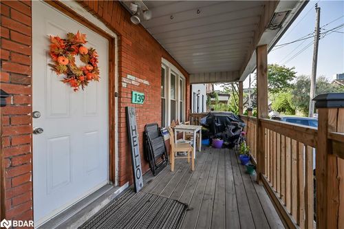 139 Balsam Ave S, Hamilton, ON, L8M3B6 | Card Image