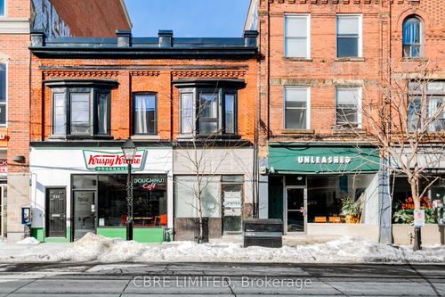 828 College St, Toronto, ON, M6G1C8 | Card Image