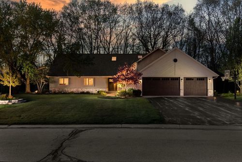 14920 Clare-Bridge Lane, Brookfield, WI, 53005 | Card Image