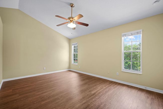 562 Sw Badger Ter, House other with 3 bedrooms, 2 bathrooms and null parking in Port St. Lucie FL | Image 22