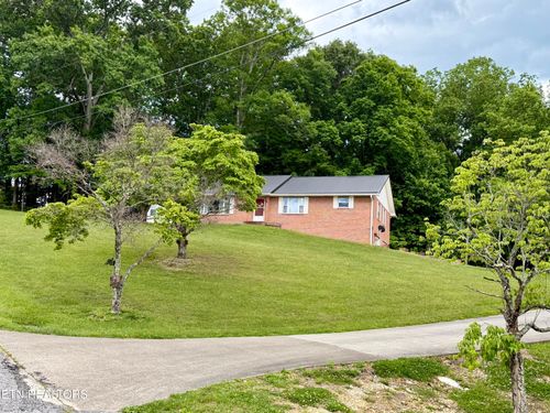 688 Stiner Lane, LaFollette, TN, 37766 | Card Image