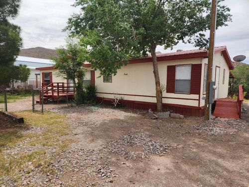 1047 E Riverside Dr, Truth Or Consequences, NM, 87901-2933 | Card Image