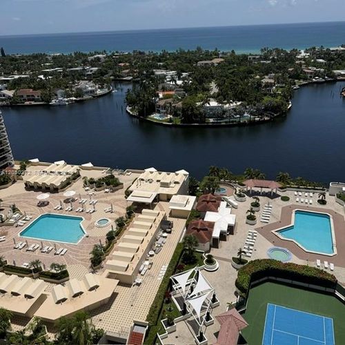 2101-20185 E Country Club Dr, Aventura, FL, 33180-3453 | Card Image
