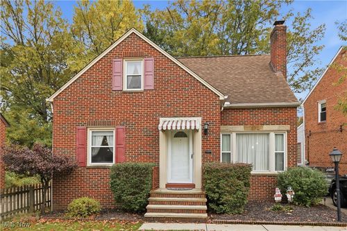 25550 Glenbrook Boulevard, Euclid, OH, 44117 | Card Image