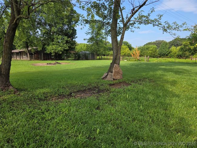 715 S Clayton, House other with 3 bedrooms, 1 bathrooms and null parking in Vian OK | Image 6