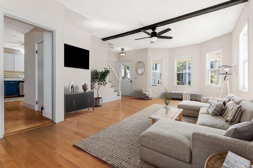 14 Hampshire St, Danvers, MA, 01923-3020 | Card Image