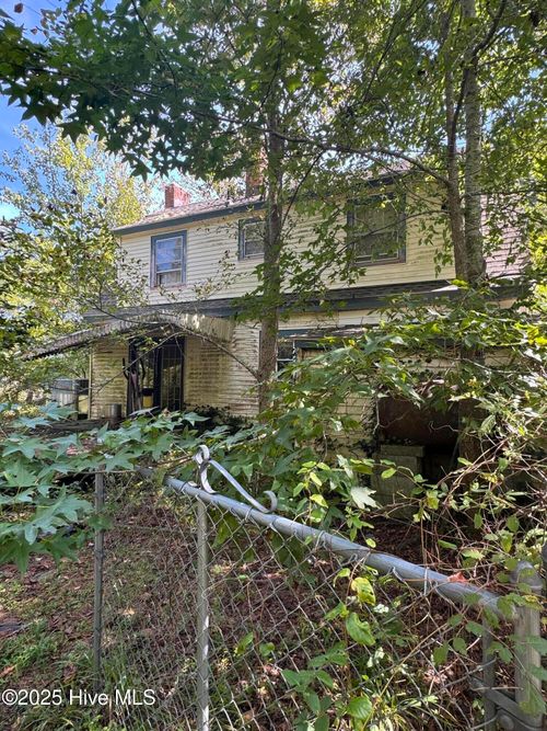 124 Hampton Rd, Coinjock, NC, 27923-9761 | Card Image