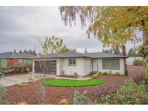 1640 Manor Dr, Gladstone, OR, 97027 | Card Image