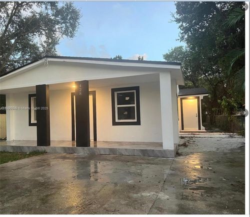 0-428 Nw 97th St, Miami, FL, 33150-1633 | Card Image