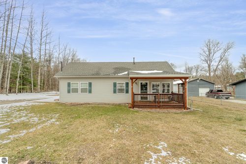 6678 E Esmond Rd, Hale, MI, 48739-9004 | Card Image