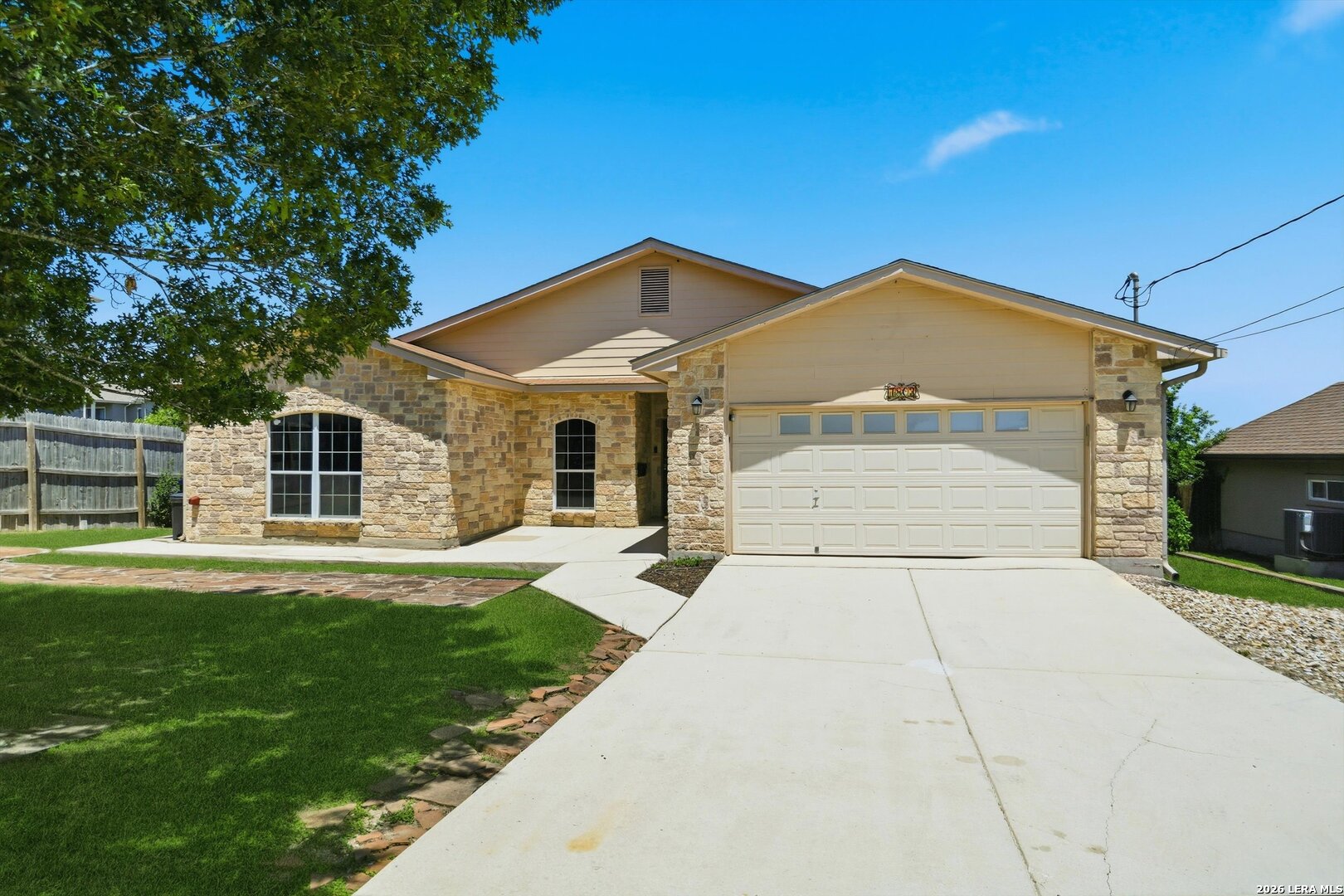 Residential in Selma 3
