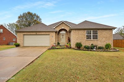 477 Primrose, House other with 4 bedrooms, 2 bathrooms and null parking in Siloam Springs AR | Image 1