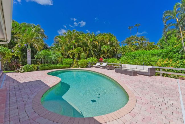 7 Lantana Ln, House other with 3 bedrooms, 3 bathrooms and null parking in Sewalls Point FL | Image 12