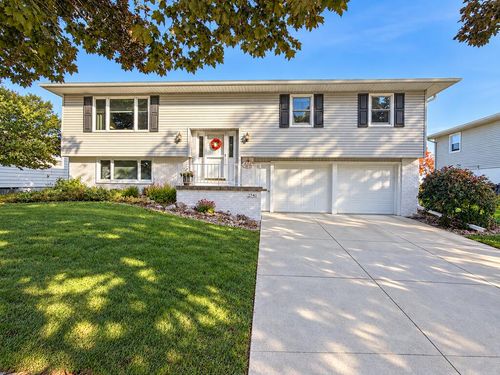 2740 22nd Avenue North, Fort Dodge, IA, 50501 | Card Image