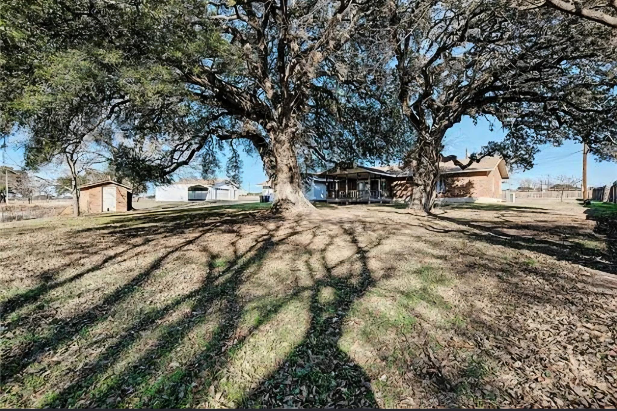 Commercial Sale in Burnet 2