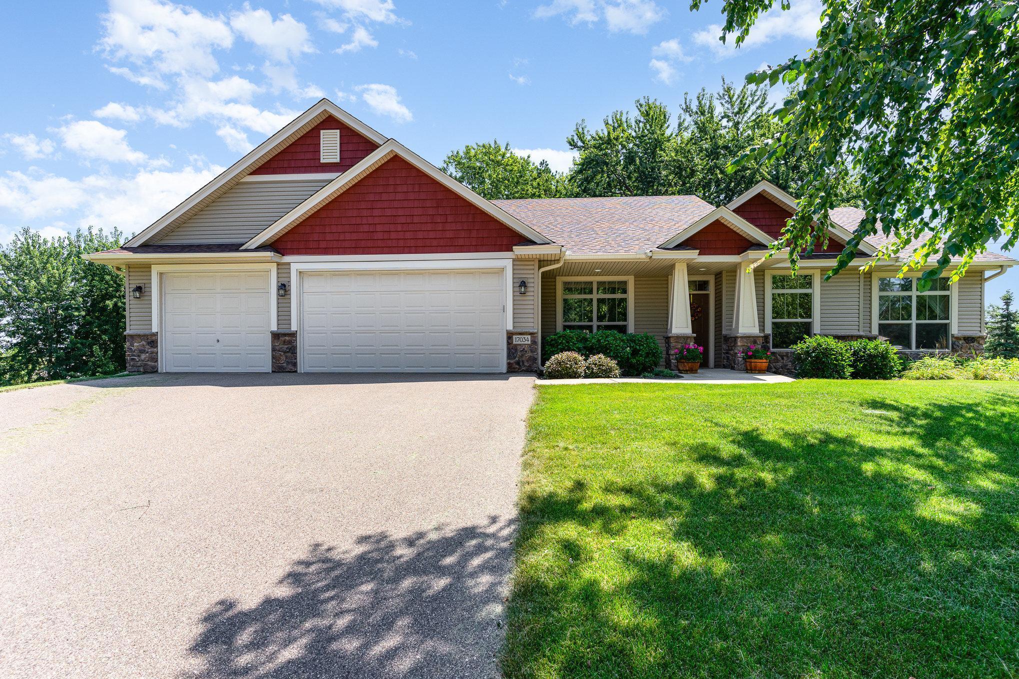Galleon Cir, Rosemount, MN 55068