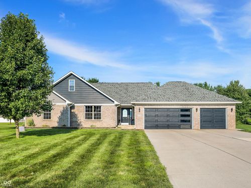 4778 N Country Mill Dr, Greenfield, IN, 46140-8003 | Card Image