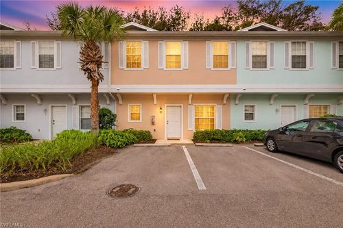 2-3258 Tamara Dr, NAPLES, FL, 34109-3867 | Card Image