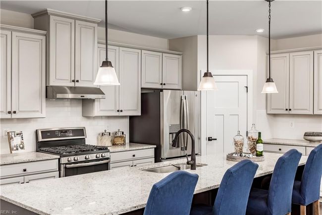 1115 Egret Ln, House other with 6 bedrooms, 4 bathrooms and null parking in Suffolk VA | Image 5