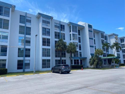 216-200 177th Dr, Sunny Isles Beach, FL, 33160-2879 | Card Image