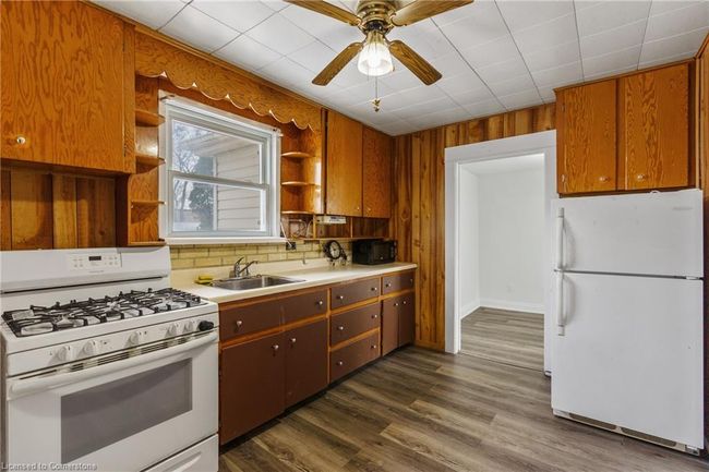 21 Bridge St, House other with 4 bedrooms, 2 bathrooms and 4 parking in Port Colborne ON | Image 12