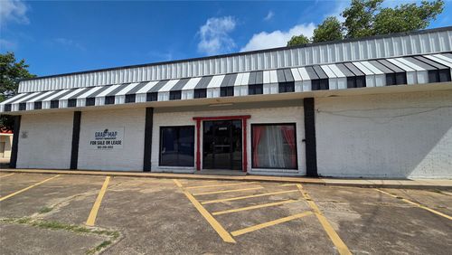 7235 Glenview Dr, Richland Hills, TX, 76180-8611 | Card Image