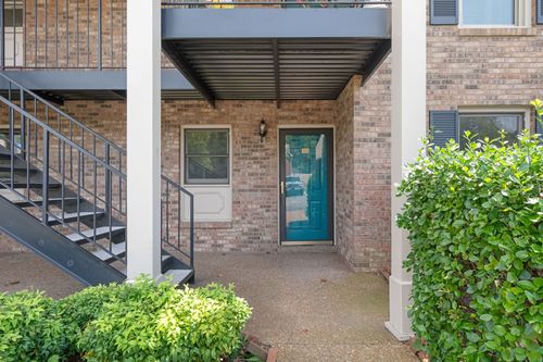 352 Westfield Dr, Nashville, TN, 37221-1409 | Card Image