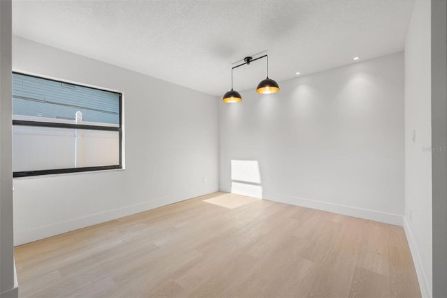 1052 Concord Dr W, House other with 3 bedrooms, 2 bathrooms and null parking in Dunedin FL | Image 11