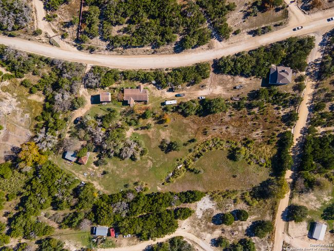 989 Oil Wl, Home with 3 bedrooms, 2 bathrooms and null parking in Pipe Creek TX | Image 65