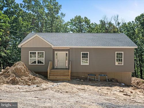 205 Gazelle Trl, WINCHESTER, VA, 22602-3600 | Card Image