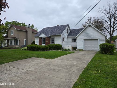420 N Brunell Street, Wauseon, OH, 43567 | Card Image