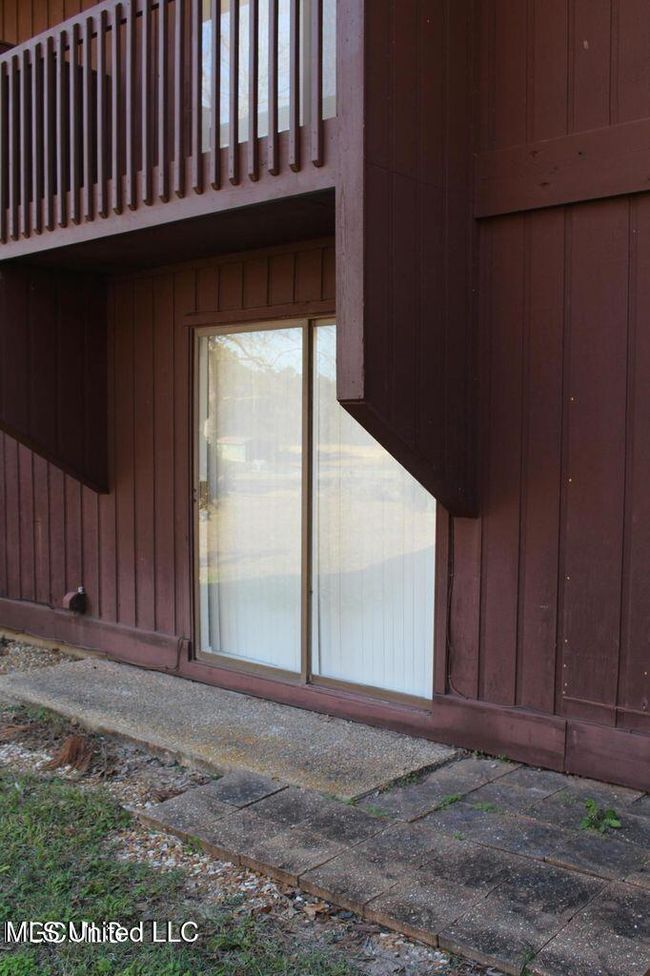 156 lanai 23 | Image 35