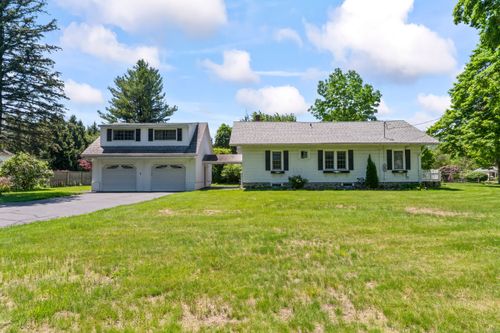 18 Glover Ave, Newtown, CT, 06470-2147 | Card Image