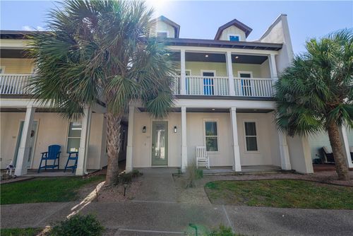 107 Frontenac, Rockport, TX, 78382 | Card Image