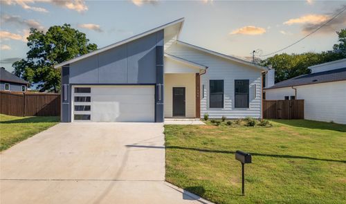 1306 Hemphill St, Greenville, TX, 75401-4807 | Card Image