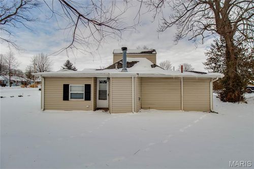 205 Jersey St, Brighton, IL, 62012-1101 | Card Image